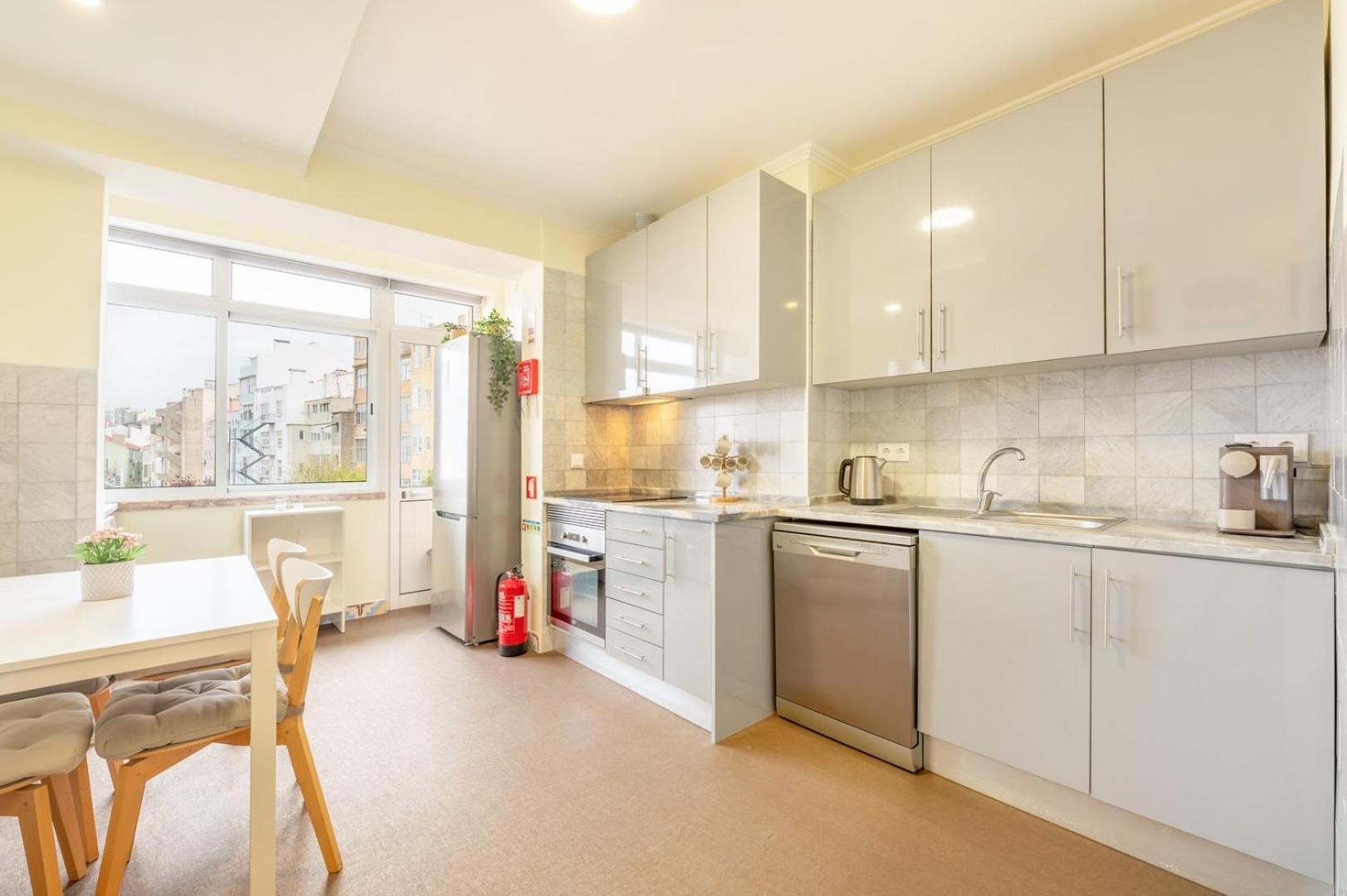 Guestready - Happy Home In Santa Cruz Lisbon Luaran gambar